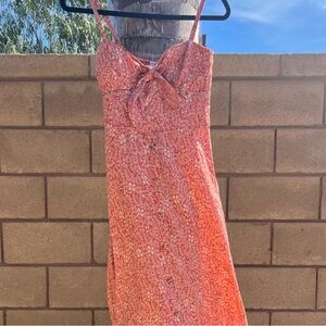 Women's Orange Floral Maxi A-line Front Keyhole Tie
Tortoise Buttons Size Sm